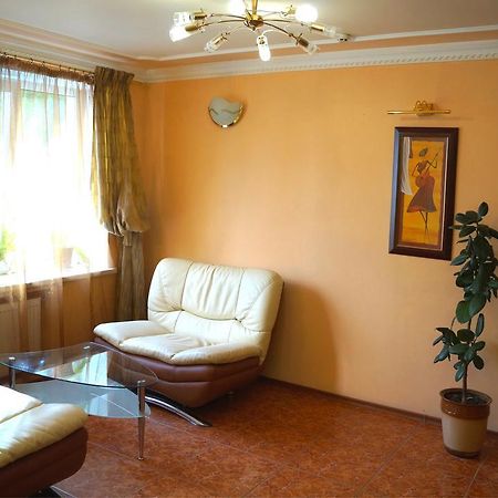 Sverdlovsk Hotel Dnipro Dış mekan fotoğraf