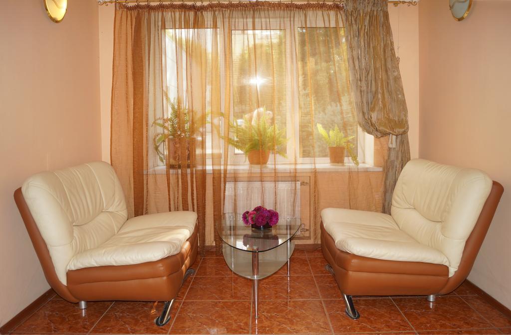 Sverdlovsk Hotel Dnipro Dış mekan fotoğraf