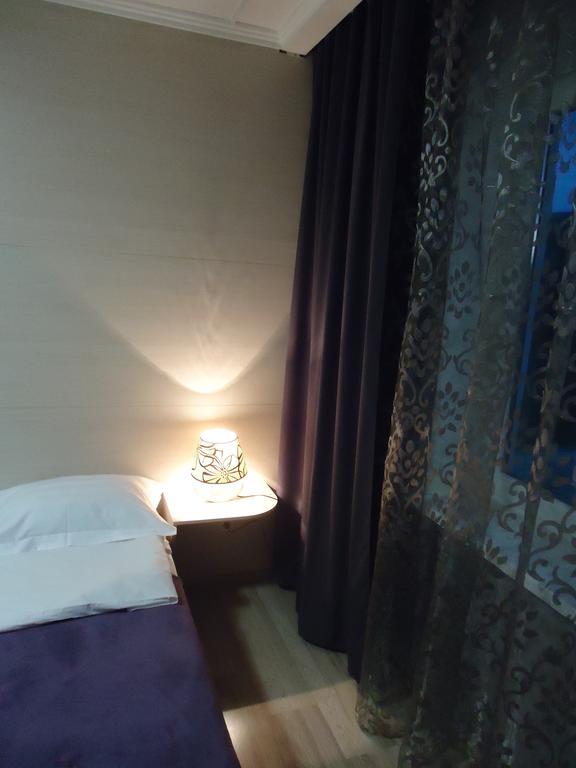 Sverdlovsk Hotel Dnipro Dış mekan fotoğraf