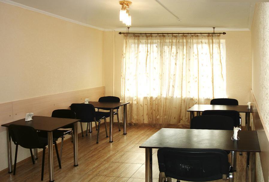 Sverdlovsk Hotel Dnipro Dış mekan fotoğraf
